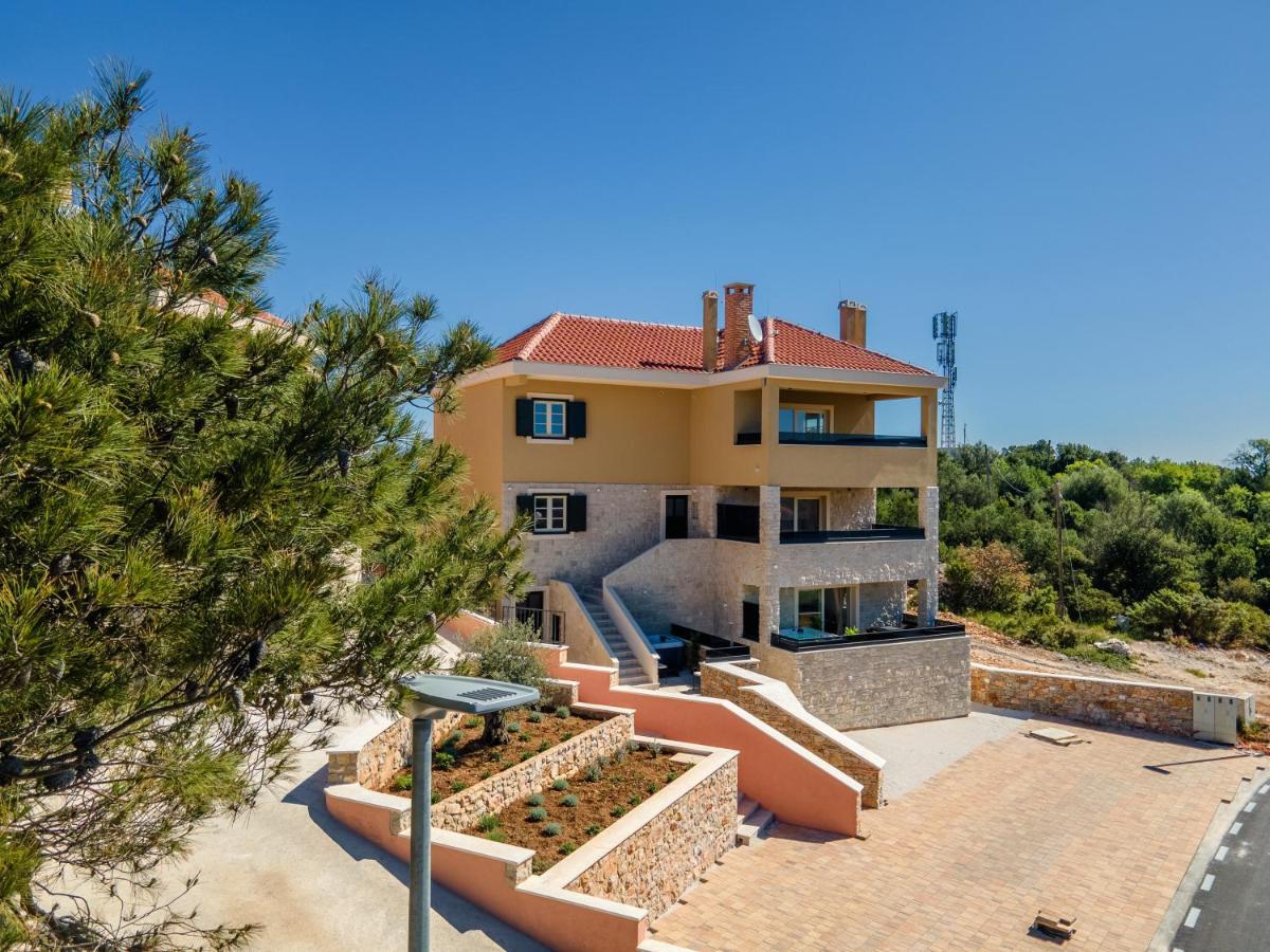 Teona Luxury Apartment With Jacuzzi And Terrace Sea View Sali Buitenkant foto