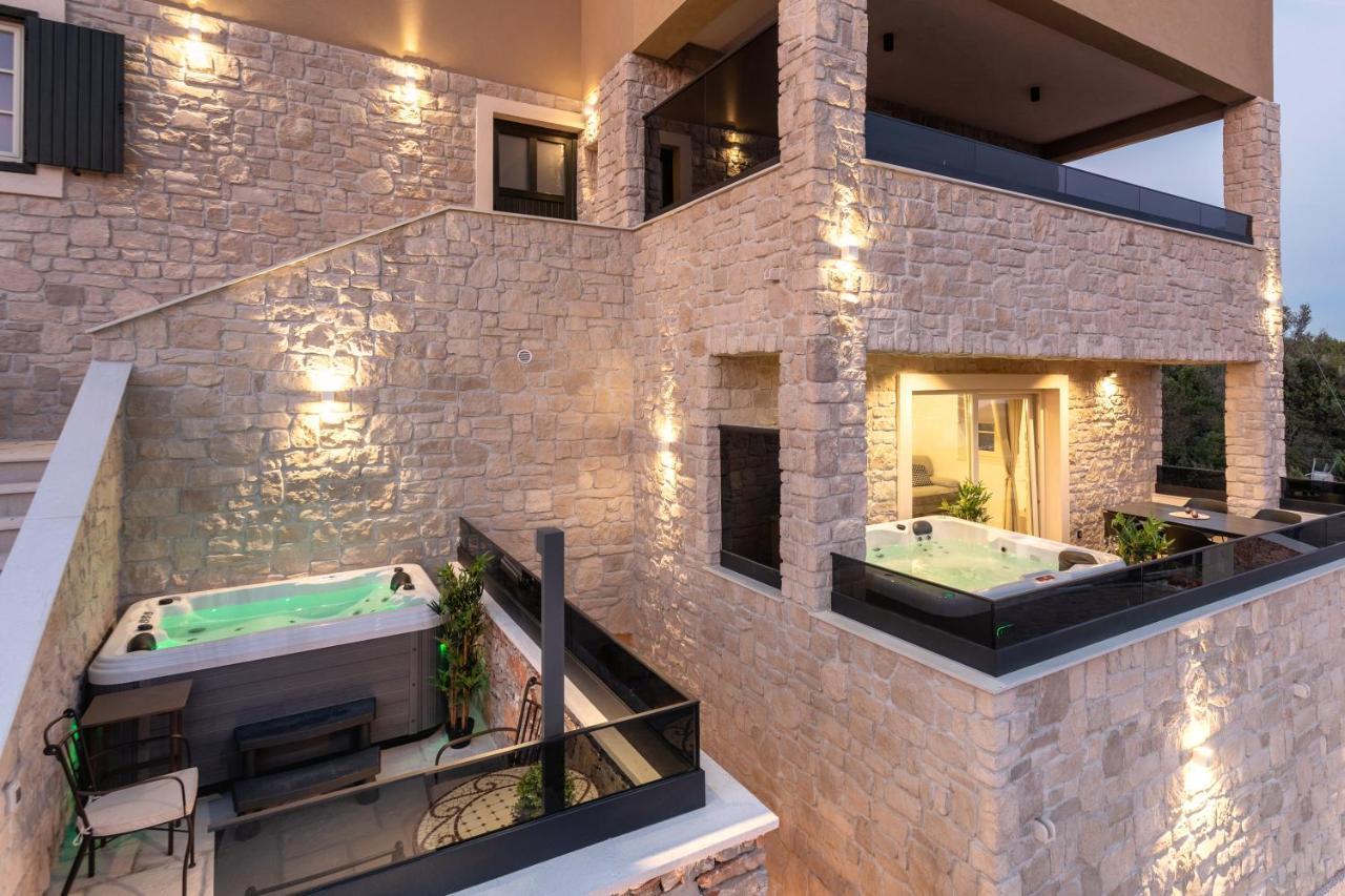 Teona Luxury Apartment With Jacuzzi And Terrace Sea View Sali Buitenkant foto